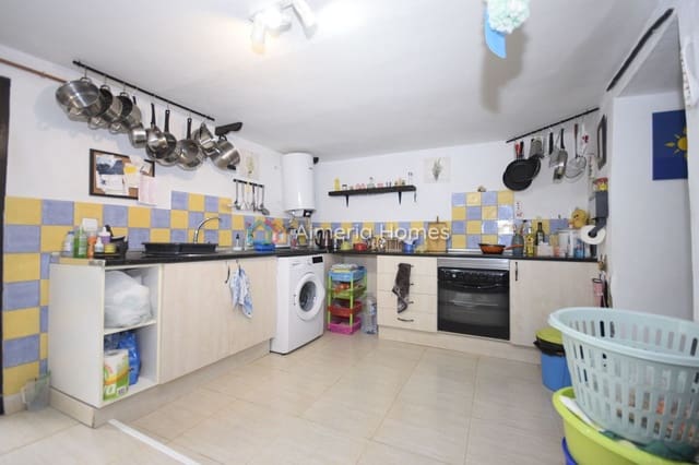 4 soveværelse Byhus til salg i Somontín - € 74.995 (Ref: 9298780)