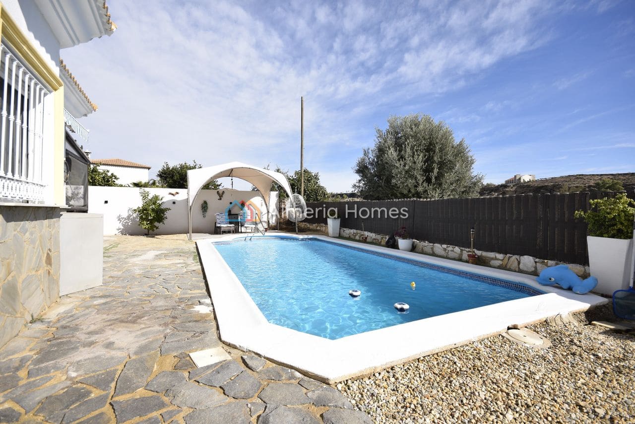 3 soveværelse Villa til salg i Partaloa med swimmingpool - € 274.995 (Ref: 9325426)