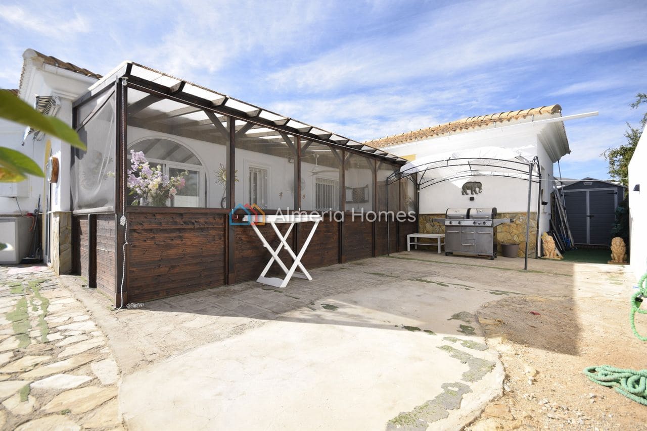 3 soveværelse Villa til salg i Partaloa med swimmingpool - € 274.995 (Ref: 9325426)