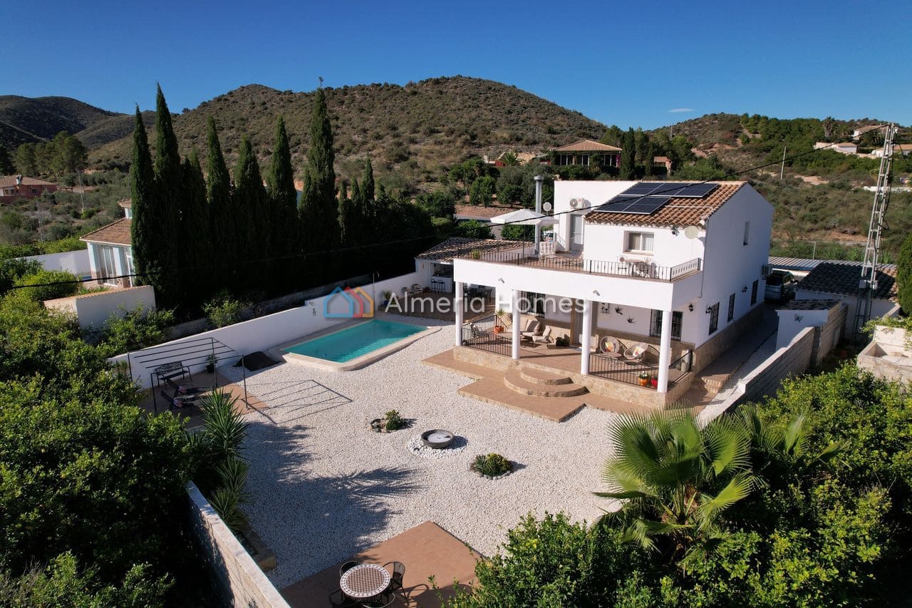 4 slaapkamer Villa te koop in Almanzora met zwembad - € 349.995 (Ref: 9340171)