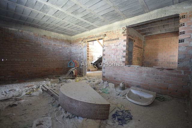 4 soveværelse Villa til salg i Albox - € 99.000 (Ref: 9343571)