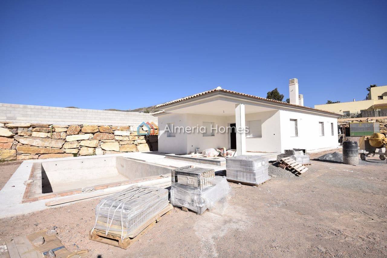 3 soveværelse Villa til salg i Arboleas med swimmingpool - € 274.995 (Ref: 9371151)