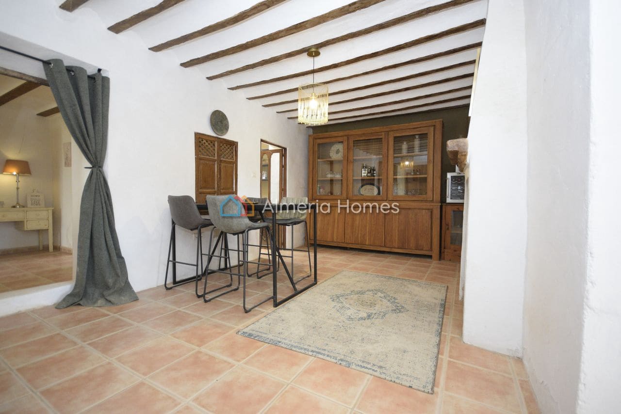 7 bedroom Finca/Country House for sale in Albox with pool - € 325,000 (Ref: 9372237)