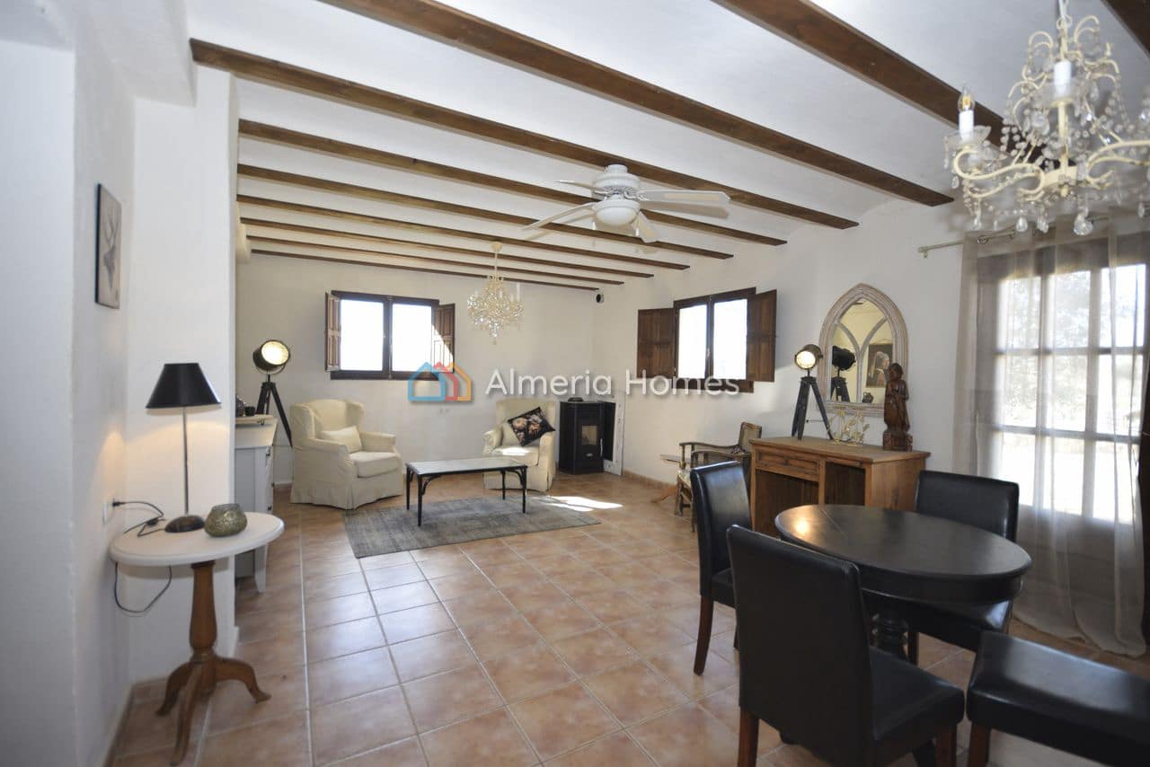 7 bedroom Finca/Country House for sale in Albox with pool - € 325,000 (Ref: 9372237)
