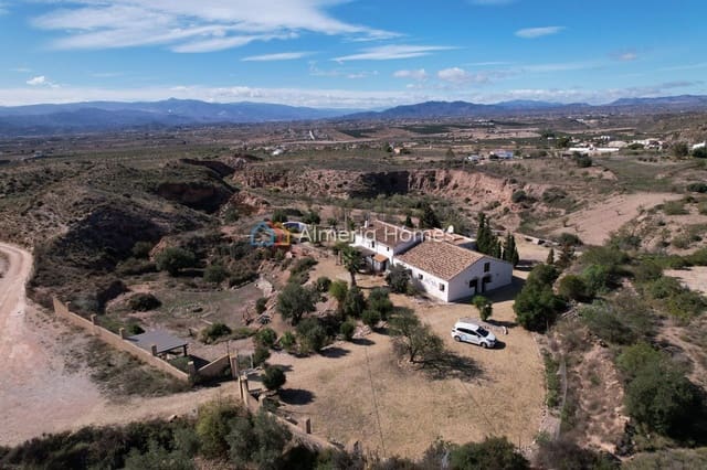 7 bedroom Finca/Country House for sale in Albox with pool - € 325,000 (Ref: 9372237)