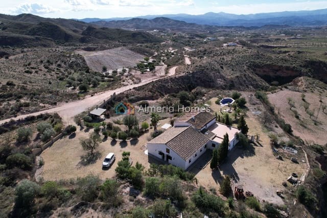 7 bedroom Finca/Country House for sale in Albox with pool - € 325,000 (Ref: 9372237)