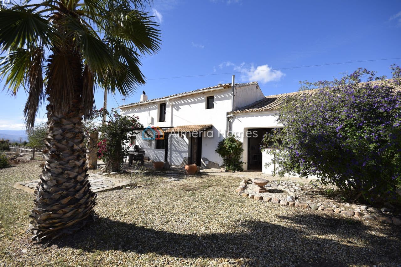 7 bedroom Finca/Country House for sale in Albox with pool - € 325,000 (Ref: 9372237)