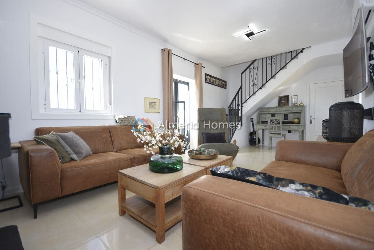 5 soveværelse Villa til salg i Oria med swimmingpool - € 385.000 (Ref: 9380055)