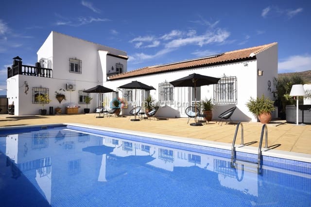 5 chambre Villa/Maison à vendre à Oria avec piscine - 385 000 € (Ref: 9380055)