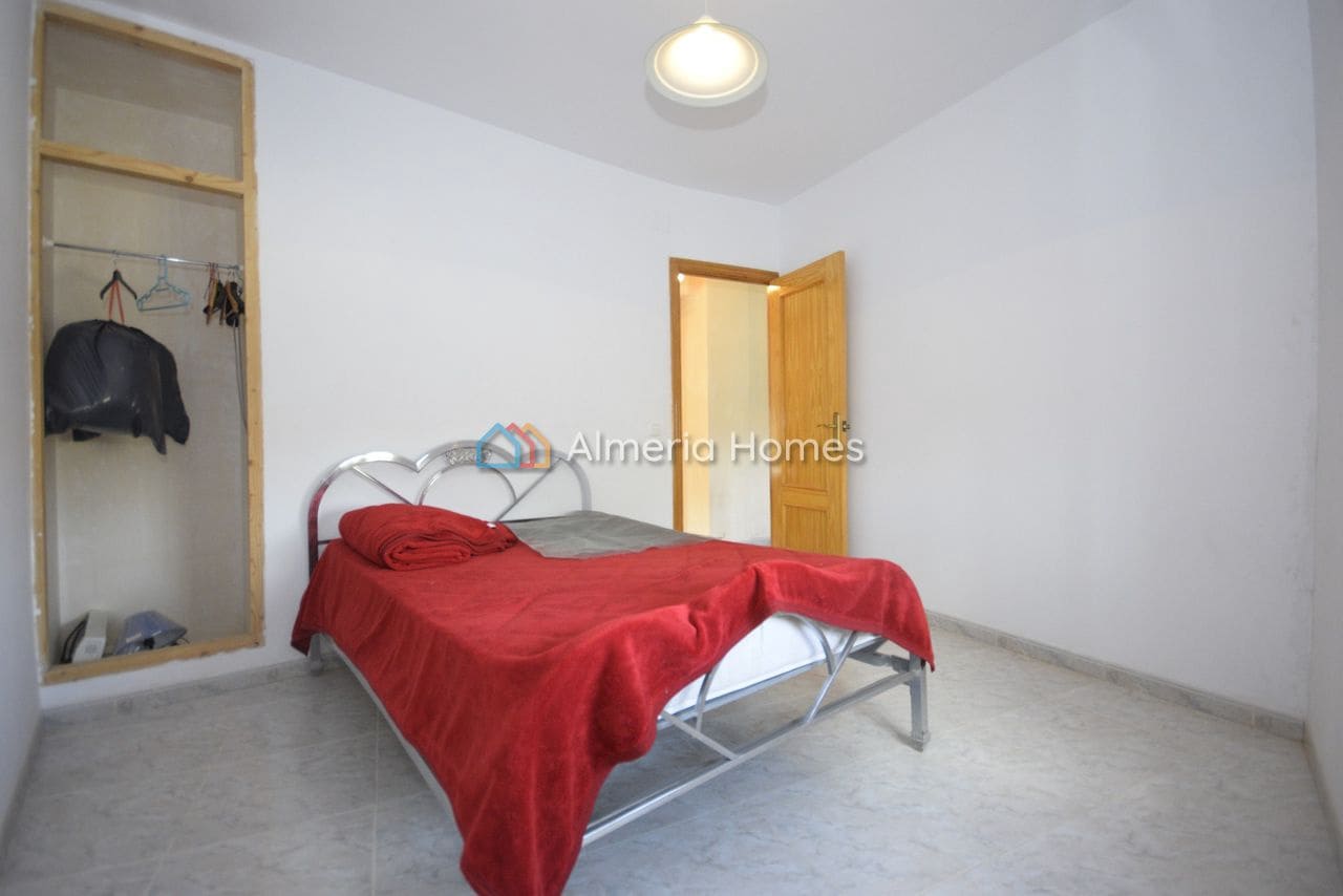 7 slaapkamer Finca/Landhuis te koop in Albox - € 149.950 (Ref: 9383969)