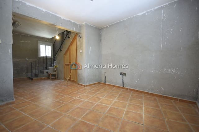 7 slaapkamer Finca/Landhuis te koop in Albox - € 149.950 (Ref: 9383969)