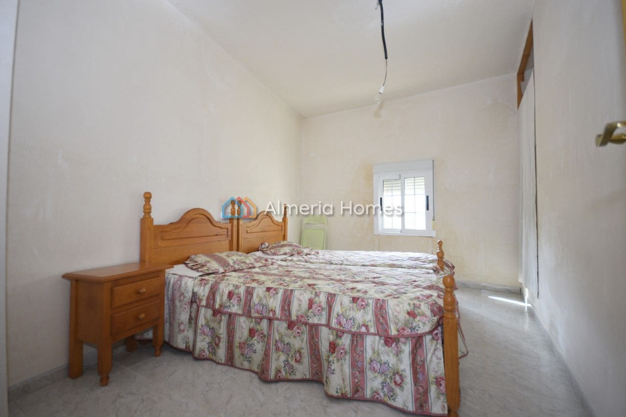 7 slaapkamer Finca/Landhuis te koop in Albox - € 149.950 (Ref: 9383969)