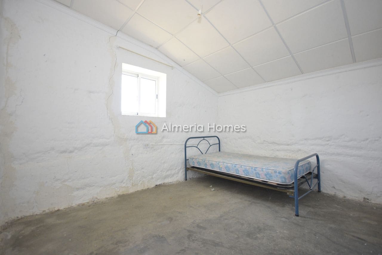 4 soveværelse Finca/Landehus til salg i Oria - € 73.000 (Ref: 9386636)