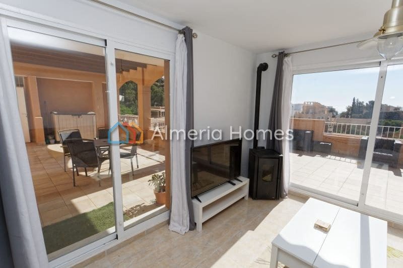 2 soveværelse Lejlighed til salg i Mojacar med garage - € 180.000 (Ref: 9402410)