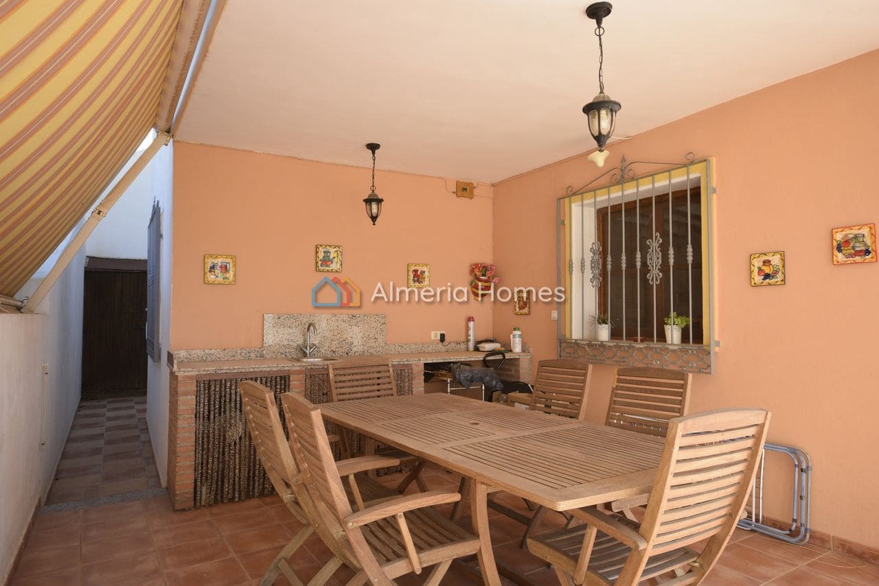 3 bedroom Finca/Country House for sale in Albox with pool - € 325,000 (Ref: 9402504)