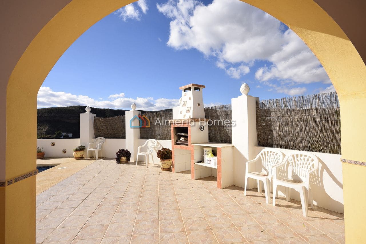 3 bedroom Finca/Country House for sale in Albox with pool - € 325,000 (Ref: 9402504)