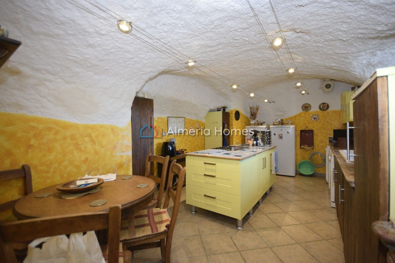 3 bedroom Finca/Country House for sale in Albox with pool - € 325,000 (Ref: 9402504)