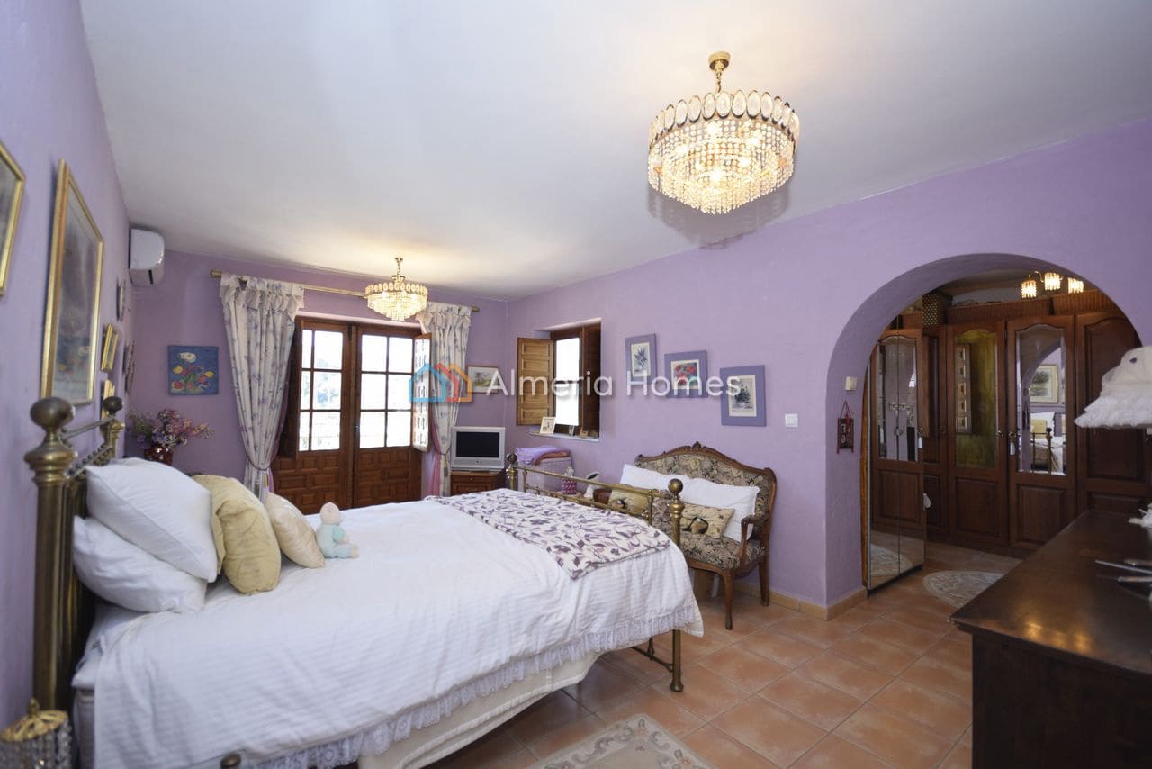 3 bedroom Finca/Country House for sale in Albox with pool - € 325,000 (Ref: 9402504)