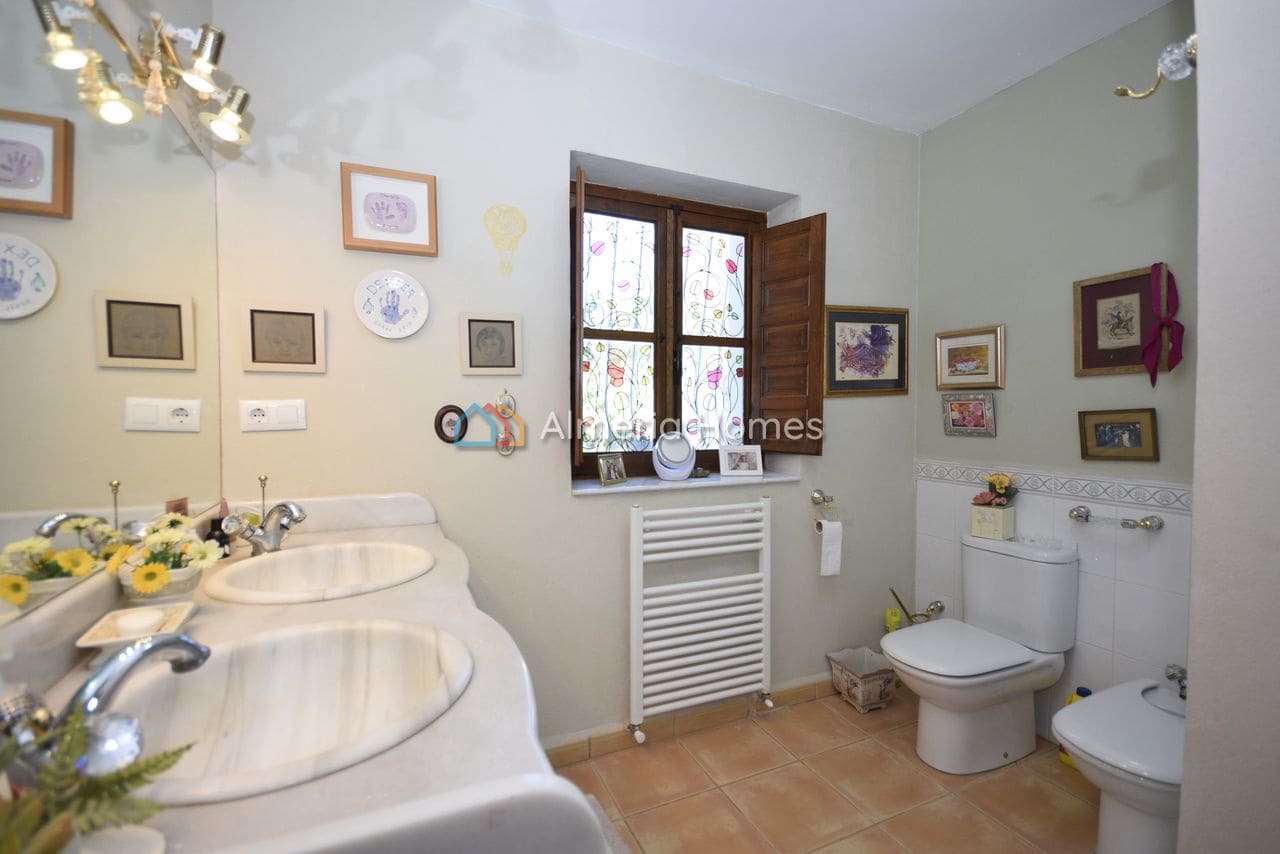 3 bedroom Finca/Country House for sale in Albox with pool - € 325,000 (Ref: 9402504)