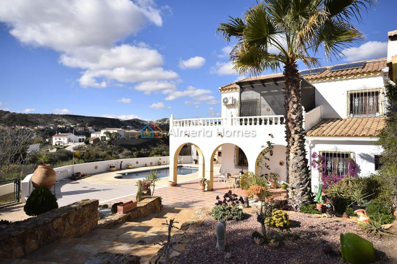 3 bedroom Finca/Country House for sale in Albox with pool - € 325,000 (Ref: 9402504)