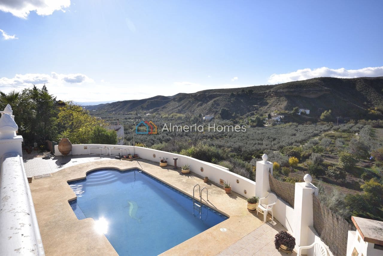 3 bedroom Finca/Country House for sale in Albox with pool - € 325,000 (Ref: 9402504)