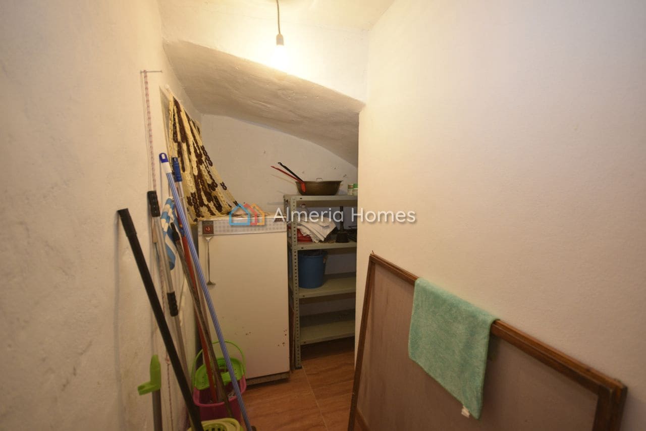 4 soveværelse Byhus til salg i Albanchez med swimmingpool - € 55.000 (Ref: 9449720)