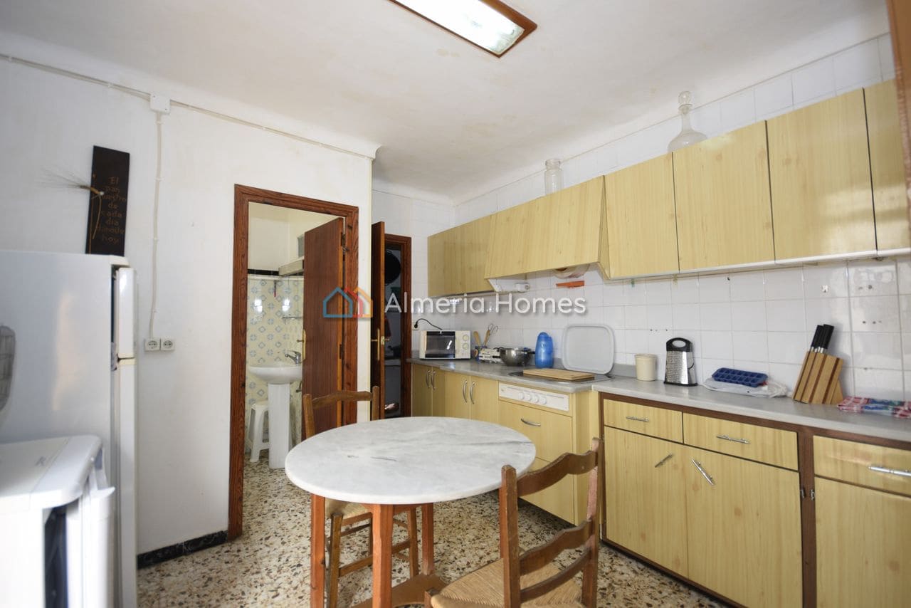 4 soveværelse Byhus til salg i Albanchez med swimmingpool - € 55.000 (Ref: 9449720)