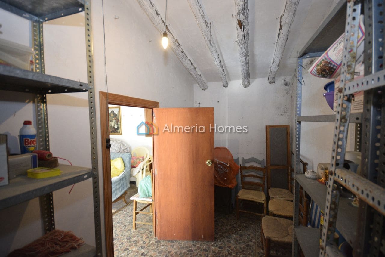 4 soveværelse Byhus til salg i Albanchez med swimmingpool - € 55.000 (Ref: 9449720)