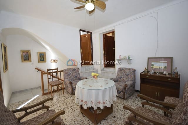 4 soveværelse Byhus til salg i Albanchez med swimmingpool - € 55.000 (Ref: 9449720)