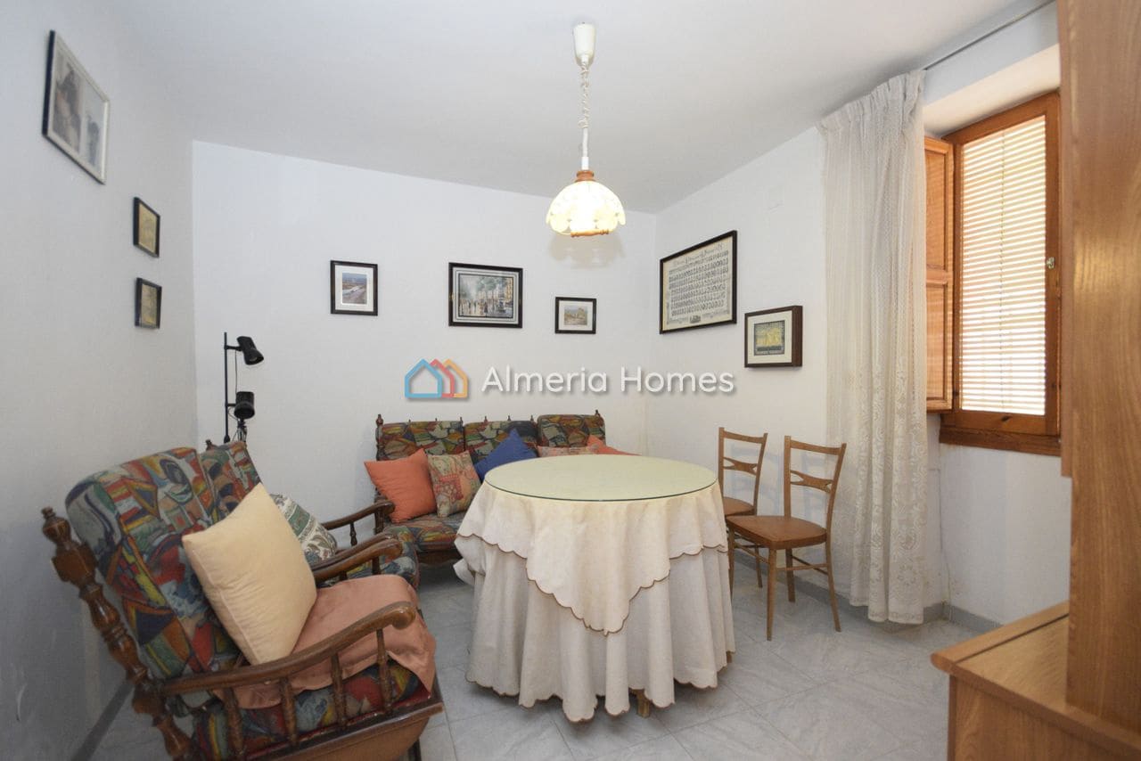 4 bedroom Townhouse for sale in Albanchez - € 65,000 (Ref: 9462625)