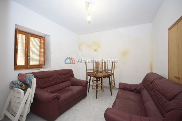 4 bedroom Townhouse for sale in Albanchez - € 65,000 (Ref: 9462625)