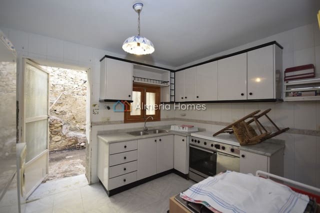 4 bedroom Townhouse for sale in Albanchez - € 65,000 (Ref: 9462625)