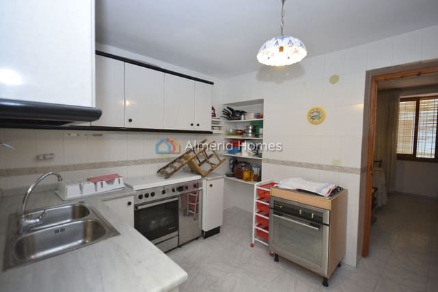 4 bedroom Townhouse for sale in Albanchez - € 65,000 (Ref: 9462625)