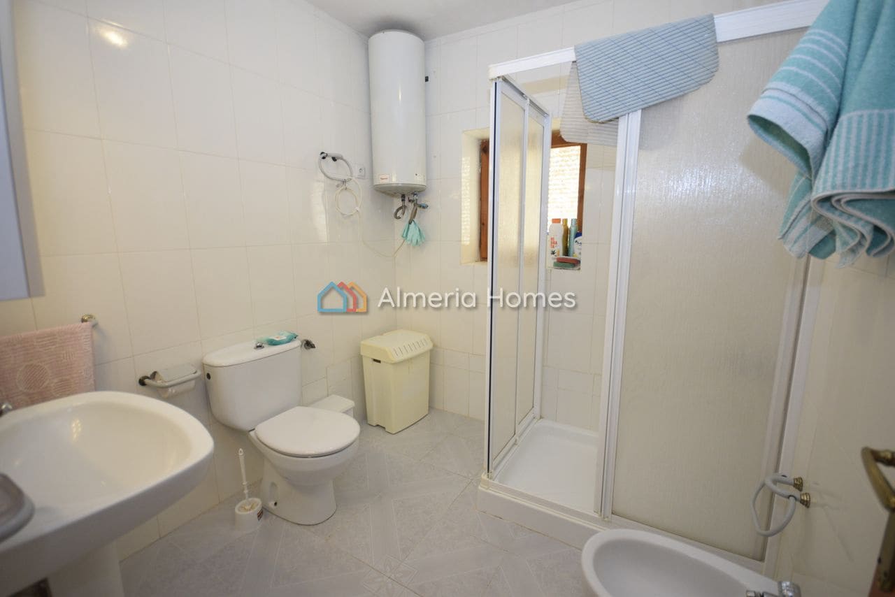 4 bedroom Townhouse for sale in Albanchez - € 65,000 (Ref: 9462625)