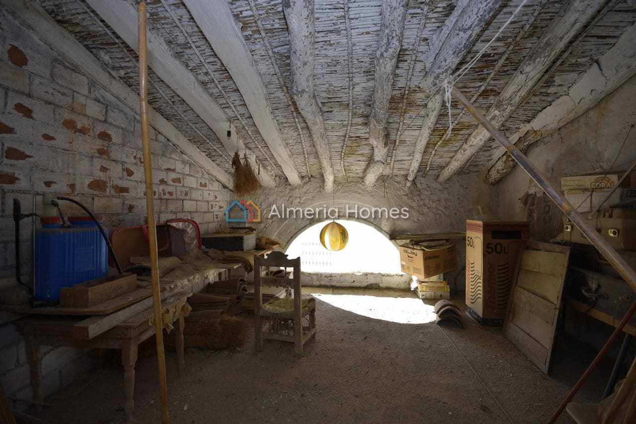 4 bedroom Townhouse for sale in Albanchez - € 65,000 (Ref: 9462625)