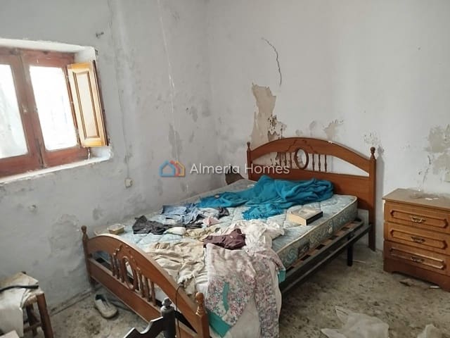 4 sypialnia Dom na sprzedaż w Lúcar - 45 000 € (Ref: 9471562)