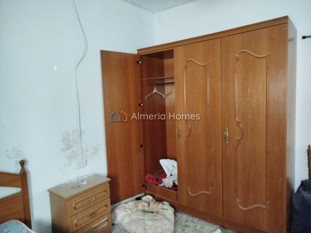 4 bedroom Townhouse for sale in Lucar - € 45,000 (Ref: 9471562)