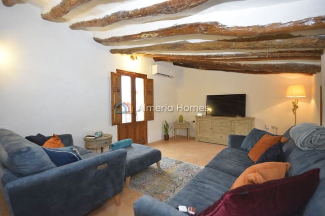 3 quarto Casa em Banda para venda em Urrácal - 74 995 € (Ref: 9491842)