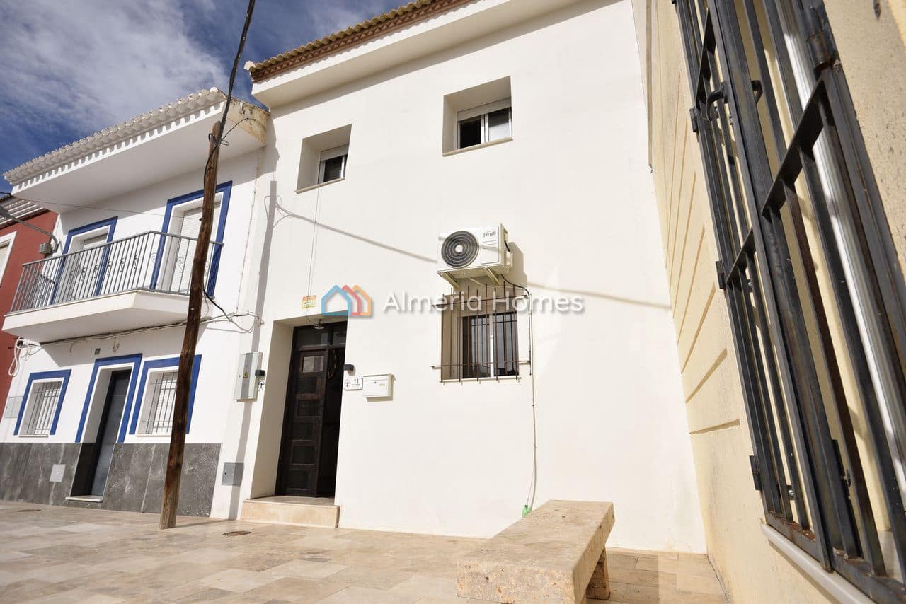 3 bedroom Townhouse for sale in Cantoria - € 199,500 (Ref: 9506413)