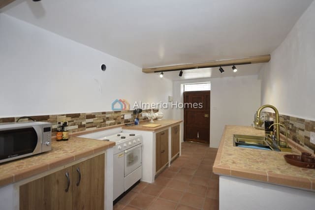 5 quarto Casa em Banda para venda em Urrácal - 72 500 € (Ref: 9517854)