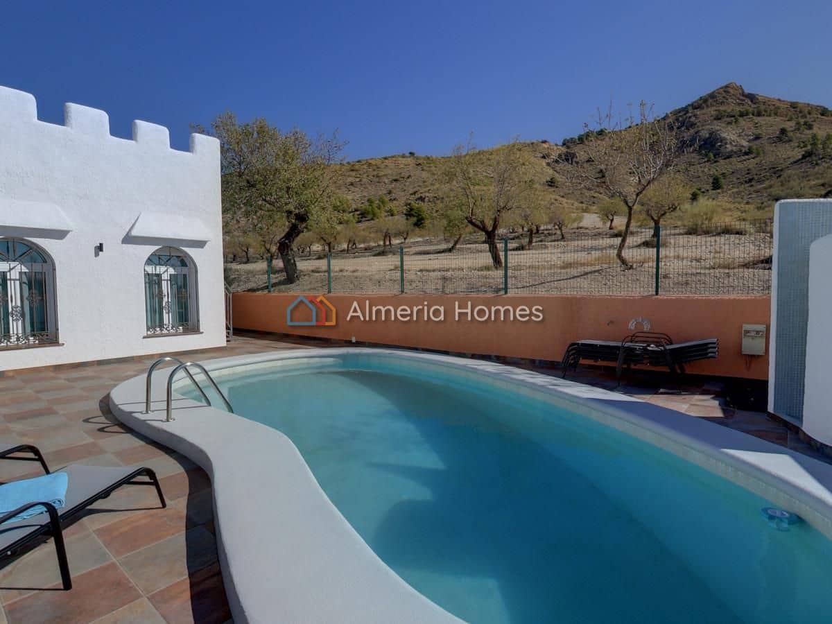 4 bedroom Villa for sale in Oria with pool - € 384,995 (Ref: 9523279)