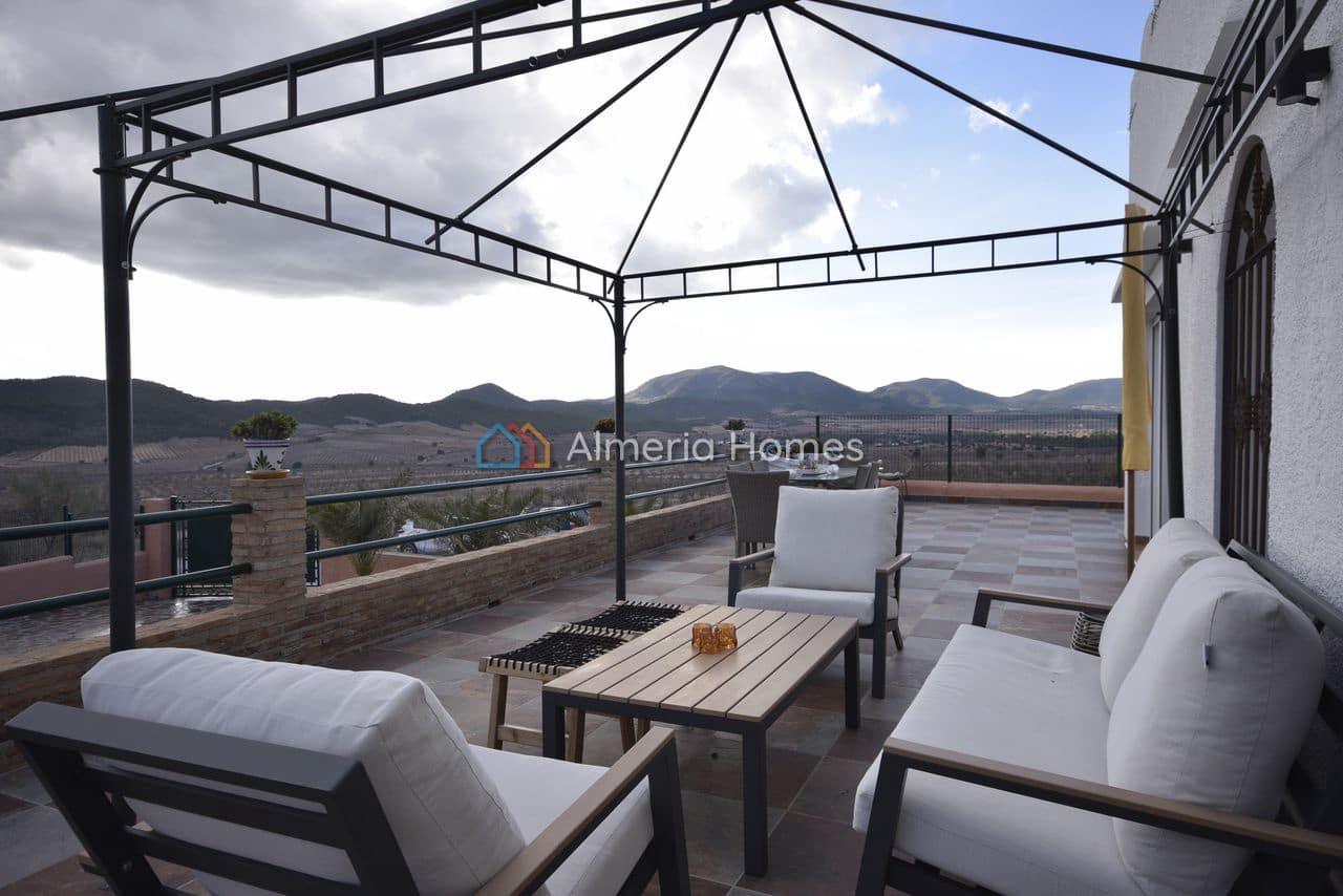 4 bedroom Villa for sale in Oria with pool - € 384,995 (Ref: 9523279)