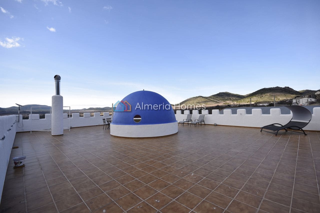 4 bedroom Villa for sale in Oria with pool - € 384,995 (Ref: 9523279)