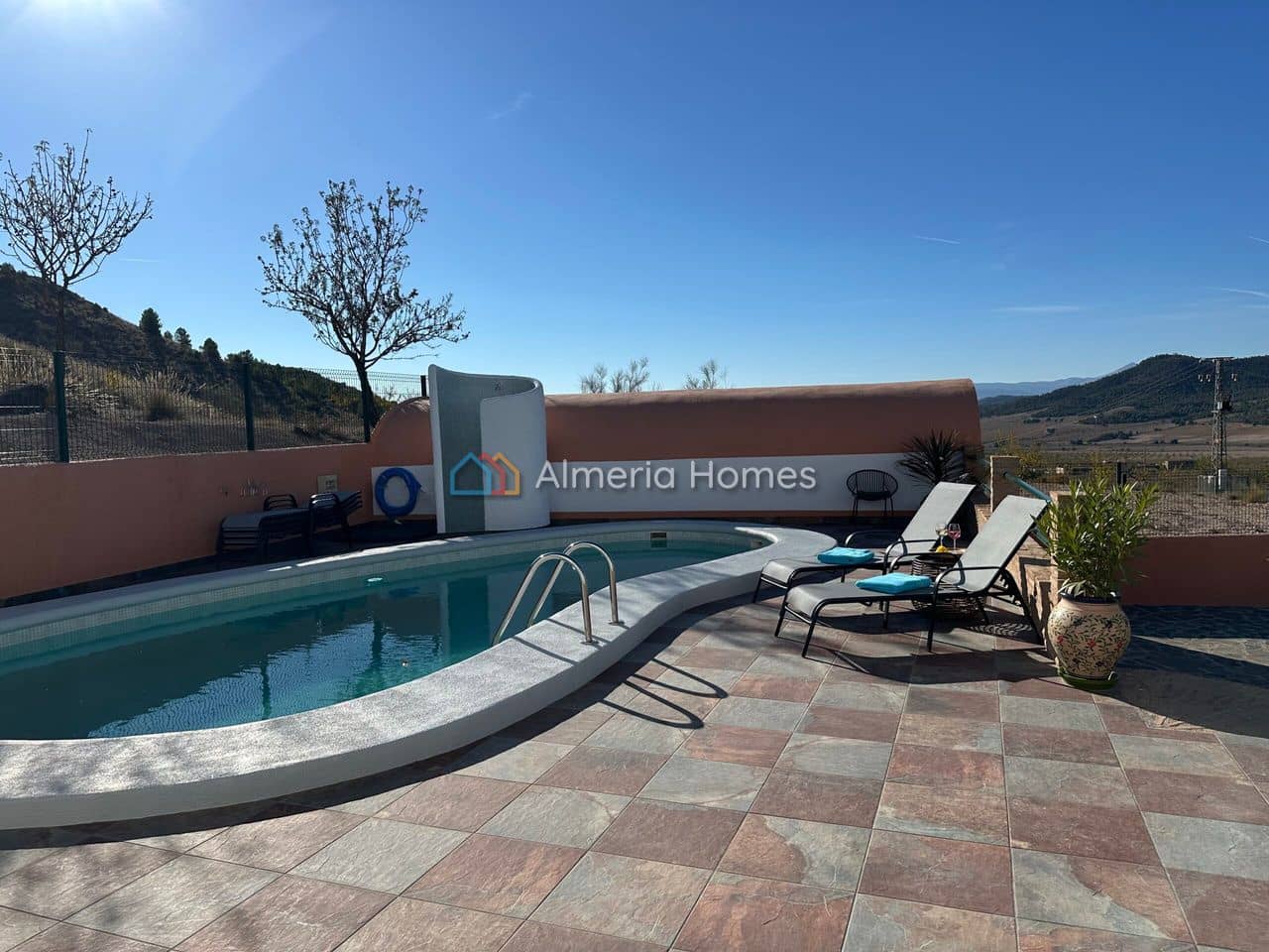 4 bedroom Villa for sale in Oria with pool - € 384,995 (Ref: 9523279)