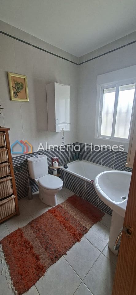 3 bedroom Villa for sale in Arboleas with pool - € 230,000 (Ref: 9532412)