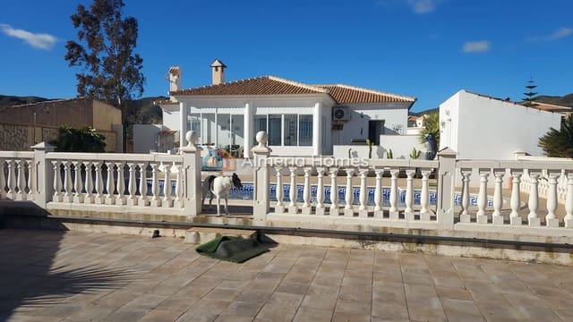 3 quarto Moradia para venda em Arboleas com piscina - 230 000 € (Ref: 9532412)