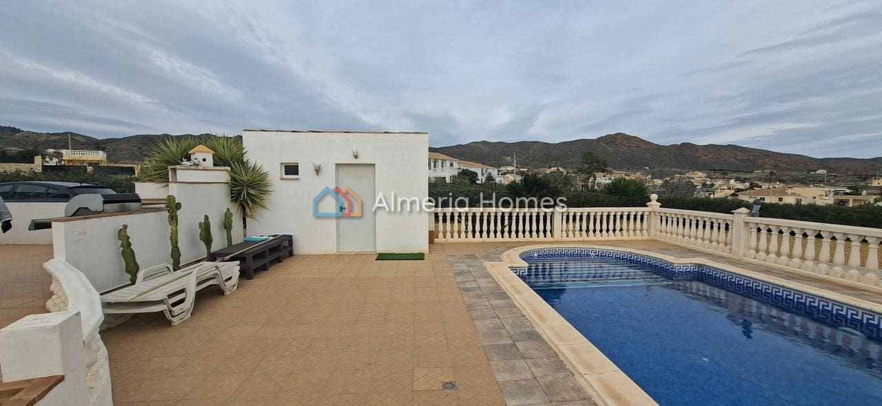 3 bedroom Villa for sale in Arboleas with pool - € 230,000 (Ref: 9532412)