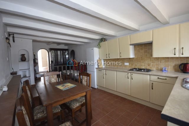 2 soveværelse Finca/Landehus til salg i Albox med garage - € 74.995 (Ref: 9532609)