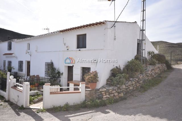 2 soveværelse Finca/Landehus til salg i Albox med garage - € 74.995 (Ref: 9532609)