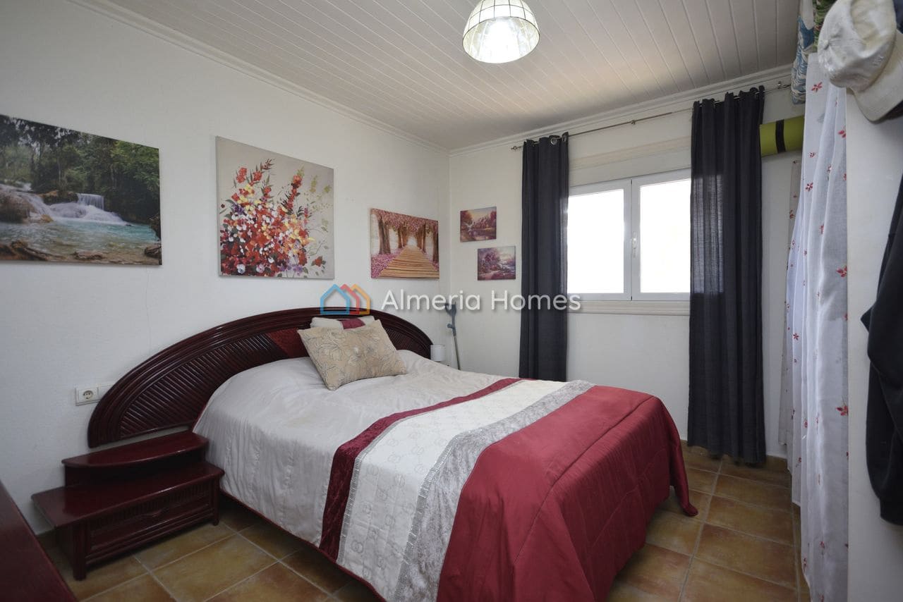 3 soveværelse Villa til salg i Velez-Rubio med swimmingpool - € 159.995 (Ref: 9534597)